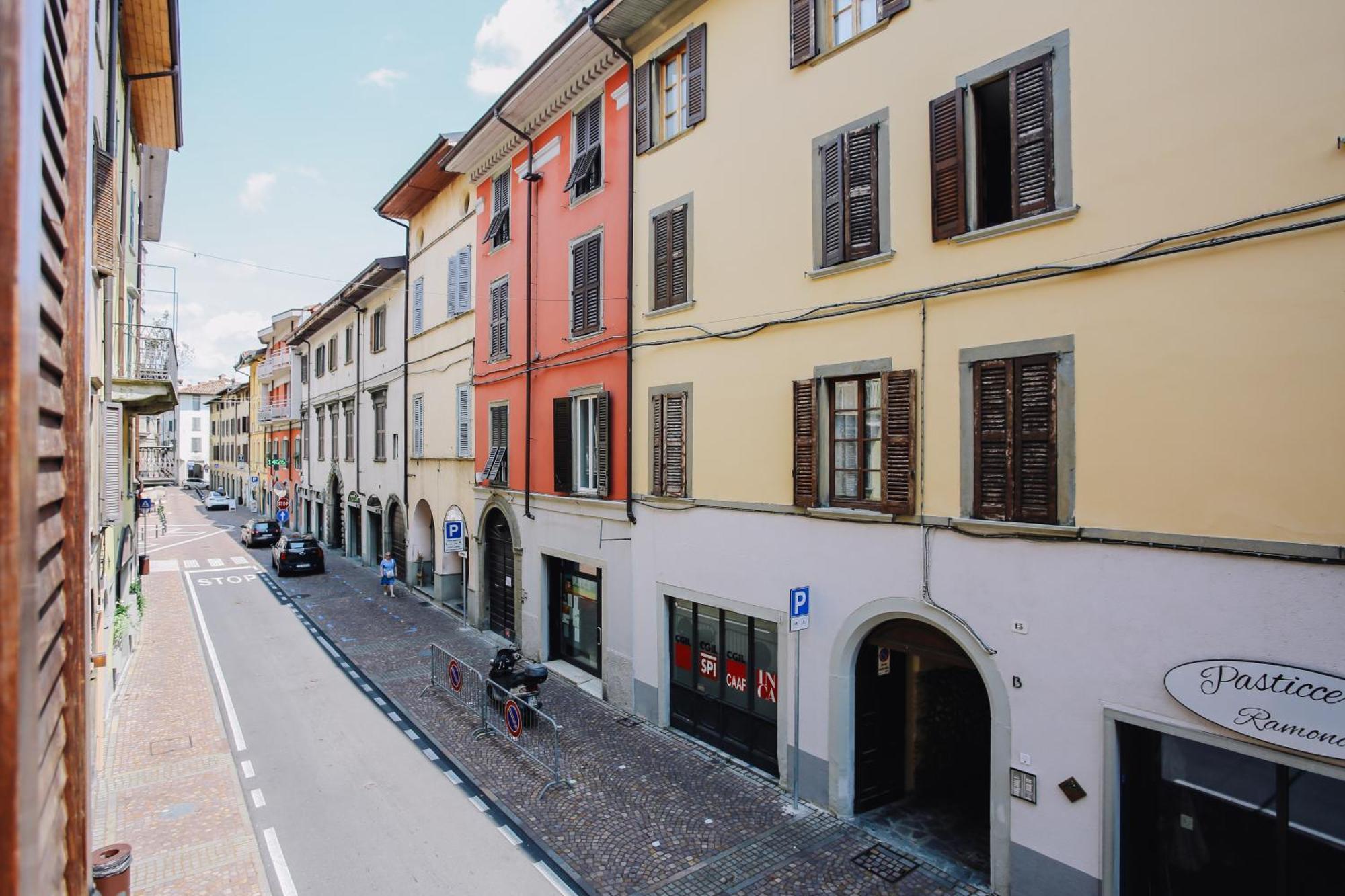 Flat Mazzini 6 Apartman Alzano Lombardo Kültér fotó