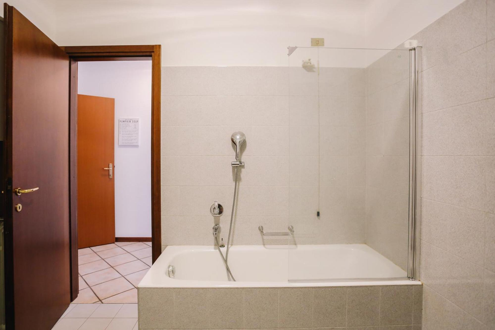 Flat Mazzini 6 Apartman Alzano Lombardo Kültér fotó