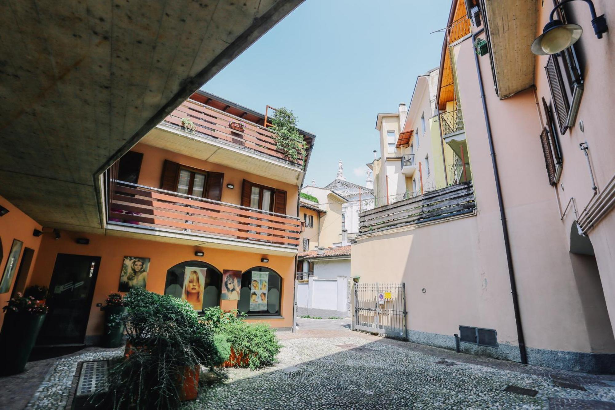 Flat Mazzini 6 Apartman Alzano Lombardo Kültér fotó